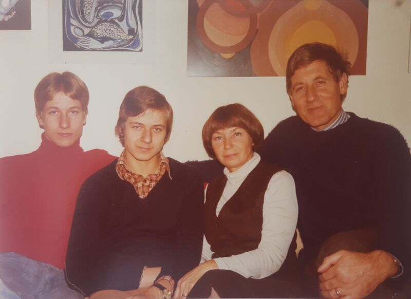 Datei:FamOtto-Dez1973.jpg