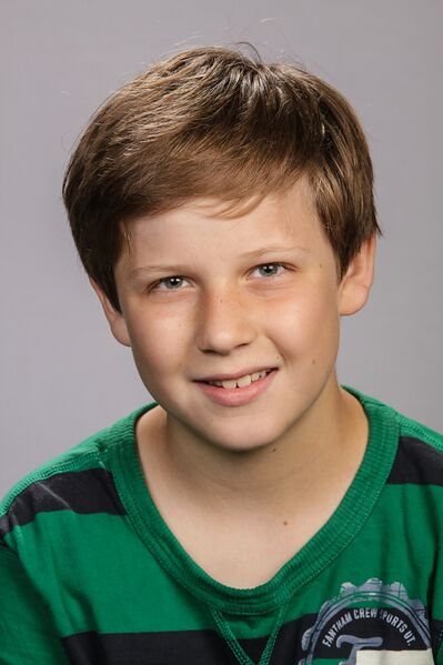 Datei:Yannick-Schulfoto-Mai-2013.jpg